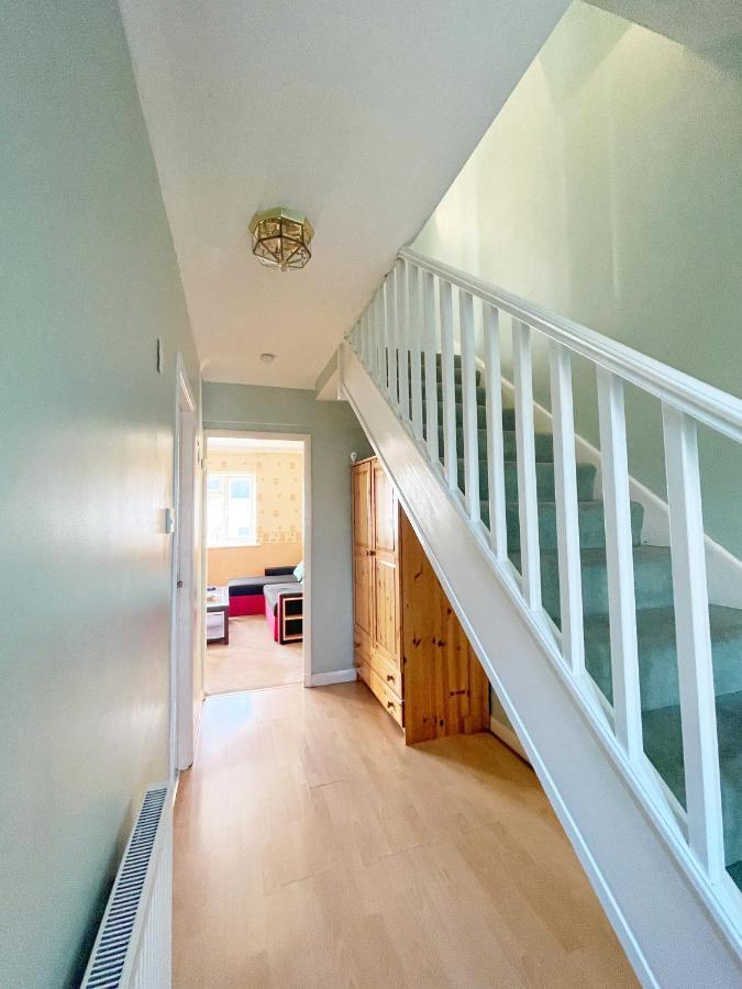 3 Bed Duplex Flat, Free Wifi & Netflix, Ideal For Contractors Apartment Gravesend Ngoại thất bức ảnh